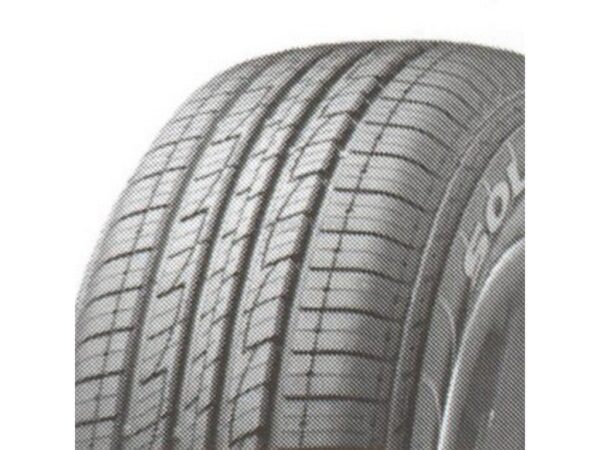 Pneu Kumho KL21 225/65HR17TL 102 H pour SUV/4x4