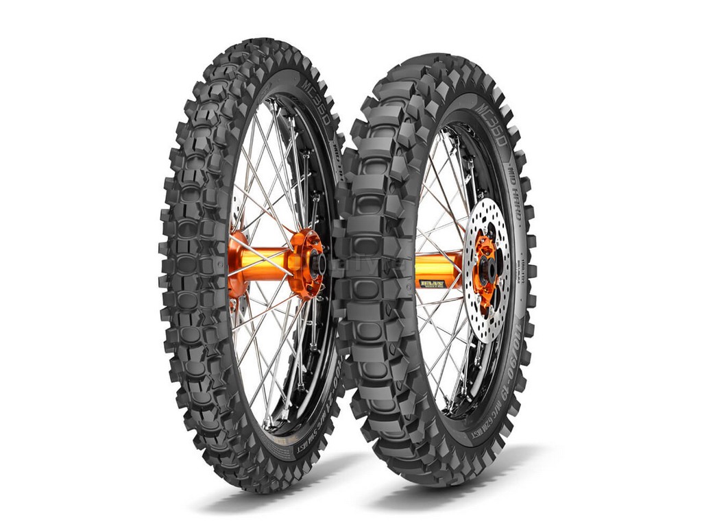 Pneu Metzeler MC360 MID HARD 100/90-19TT 57 M  M/C MST pour Moto