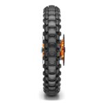 Pneu Metzeler MC360 MID HARD FRONT 90/90-21TT 54 M pour Moto