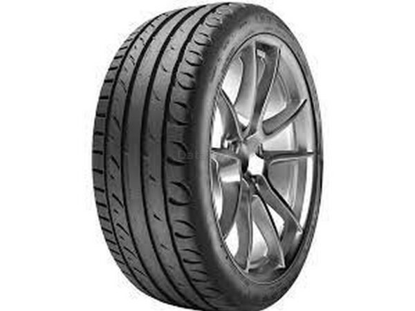 Tigar Ultra High Performance Pneumatico Tigar Ultra High Performance 225/45 R17 94V XL